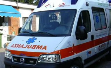 Tmerr në Tiranë, fëmija vdes nga asfiksia brenda në makinë