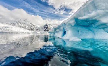 Çfarë fshihet pas mureve të akullta të Antarktidës? Konspiracionisti flet mbi misterin e madh