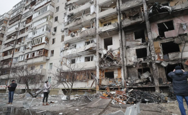 Lufta në Ukrainë/ Sulmet ruse vrasin 7 persona në Lviv