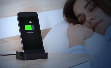 Apple jep alarmin: Ç’ndodh nëse flini pranë telefonave kur janë duke u karikuar