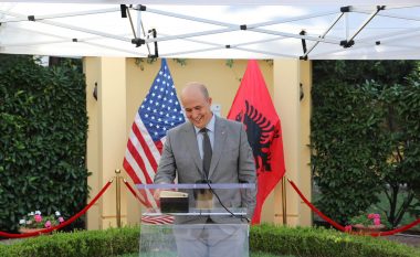 Ambasada e SHBA në Tiranë pret të ngarkuarin e ri me punë, David Wisner: Nder që të shërbej në Shqipëri