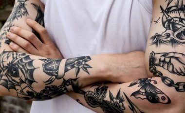 Femrat apo meshkujt? Cilët e durojnë më shumë dhimbjen e tatuazheve?