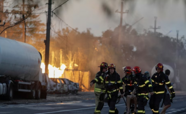 Shpërthim në një pikë karburanti në Rumani, raportohet për viktima dhe të plagosur