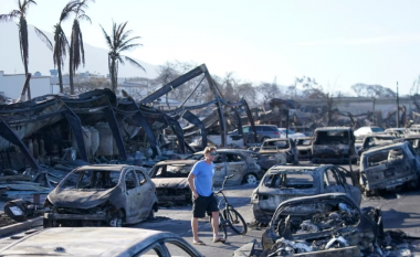 Arrin në 80 numri i viktimave nga zjarri në Havai