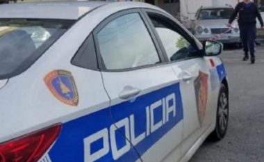 Shpërndanin drogë në Korçë dhe lëviznin pa patentë, arrestohen dy të rinj