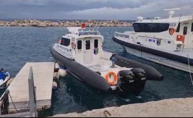 Moti i keq në Vlorë, policia apel drejtuesve të mjeteve lundruese: Mos dilni në det