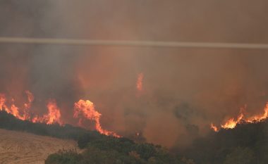 Greqia bën një hap pas, pranon ndihmën e Shqipërisë për zjarret