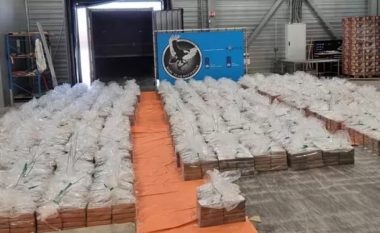 Sekuestrohen 600 milionë euro kokainë në Holandë, ishte fshehur mes bananeve