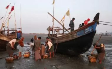 Tragjedi në Mianmar, përmbytet varka me emigrantë, 17 të vdekur dhe 30 të zhdukur
