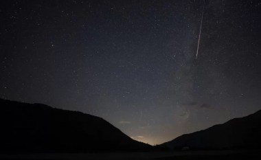 FOTO/ Shi meteorësh në Tokë, shikoni pamjet e mrekullueshme nga qielli