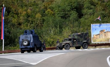 Pas autopsisë, trupat e terroristëve serbë të vrarë në Banjskë u dorëzohen familjarëve