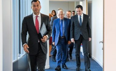 Dalin pamjet e takimeve të ndara të Borrellit me Kurtin e Vuçiçin
