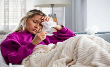 Gabimet që nuk duhet të bëni asnjëherë gjatë periudhës kur jeni me grip