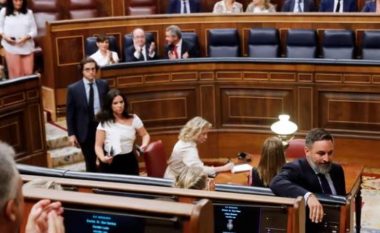 Parlamenti spanjoll njeh gjuhën katalanase, baske dhe galike