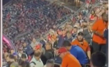 Përleshje mes tifozëve në stadium, vdes 53-vjeçari (VIDEO +18)