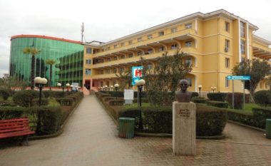 I burgosuri ndërron jetë në sallën e operacionit në Sanatoriumin e Tiranës (EMRI)