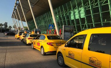 Aeroporti i Rinasit “shpërfill” Konkurrencën, nuk lejon taksitë e tjera të marrin pasagjerë, nisin hetimet e thelluara