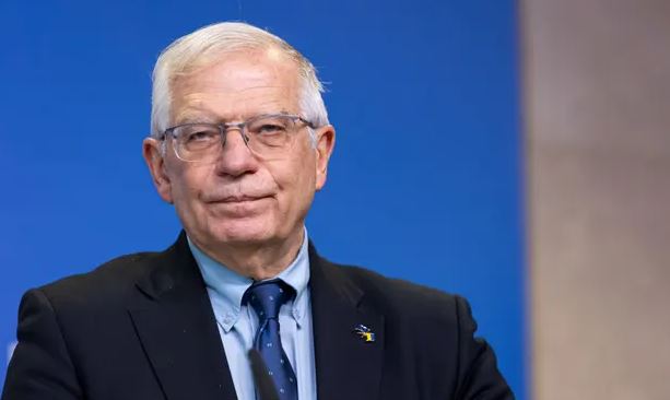 Borrell bisedë telefonike me Kurtin dhe Vuçiçin: Sulmuesit të dorëzohen menjëherë