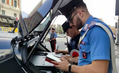 Makina me qira për shpërndarje droge, “trend” i ri në Itali që “po përqafohet” nga shqiptarët