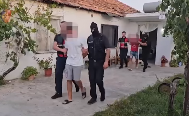 EMRAT/ Kush janë 30 shpërndarësit e drogës që u arrestuan në Durrës