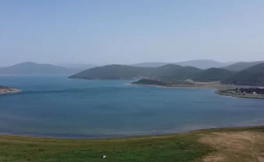 Liqeni i Prespës në rrezik, tani duhet ruajtur çdo pikë uji