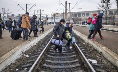 Gjermania shkurton fondet federale për nevojat e refugjatëve