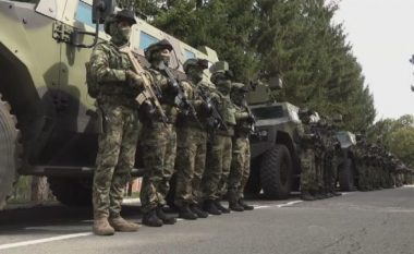 Alarmi për trupa në kufi me Kosovën, Vuçiç: Do të reduktojmë numrin e ushtarëve
