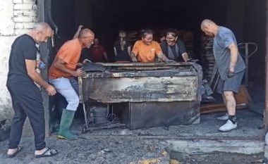 Zjarr në magazinat e fabrikës së miellit në Laç, pronari: 40 milionë lekë dëme