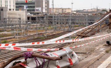 Identifikohen 21 viktimat e aksidentit tragjik në Itali, dy pistat kryesore ku po hetohet për zbardhjen e ngjarjes