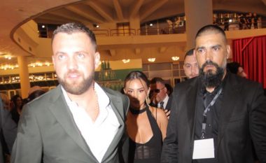 Çfarë ndodhi? Luiz Ejlli ndalohet nga policët në aeroportin e Frankfurtit (VIDEO)