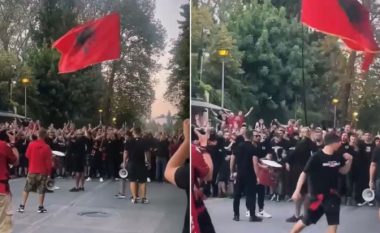 Shqipëri-Çeki, tifozët kuqezinj elektrizojnë rrugët e Tiranës me këngë patriotike (VIDEO)