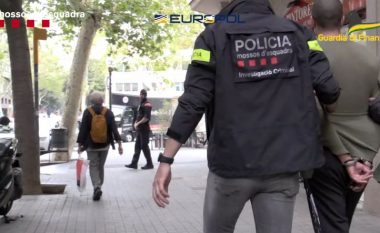 Sarandë, në makinë me një thes me kanabis! 33 vjeçari kapet mat nga policia