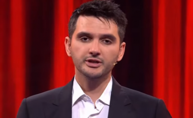 Ka bërë gjithë shqiptarët për të qeshur, Doktori i Portokallisë përlotet si asnjëherë (VIDEO)