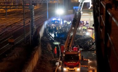“Njerëzit bërtisnin për ndihmë”, Italia në zi pas tragjedisë me 21 të vdekur nga rrëzimi i autobusit, mes viktimave dhe 2 fëmijë