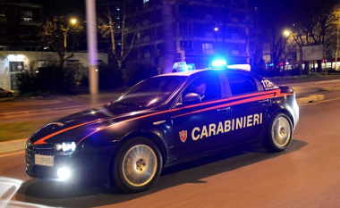 Plagosën me thikë në gjoks bashkëatdhetarin e tyre, arrestohen 2 vëllezërit shqiptarë në Itali