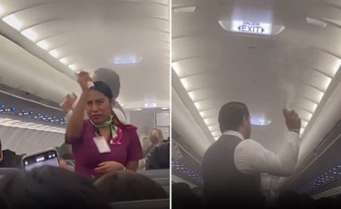 VIDEO/ Mushkonjat “pushtojnë” avionin para nisjes, panik te pasagjerët