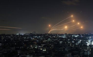 VIDEO/ Sulm i madh me raketa nga Gaza në Izrael