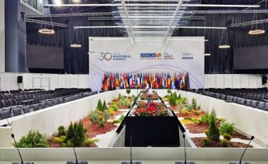 Ukraina thotë se do ta bojkotojë takimin e OSBE-së për shkak të Lavrovit