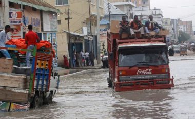 VIDEO/ Përmbytje në Somali për shkak të “El Nino”, 31 të vdekur dhe 500 mijë të zhvendosur