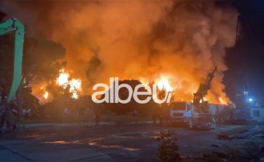 VIDEO/ Zjarr FERRI te Kurumi, flakët dalin jashtë kontrollit, dorëzohen kompania dhe shteti