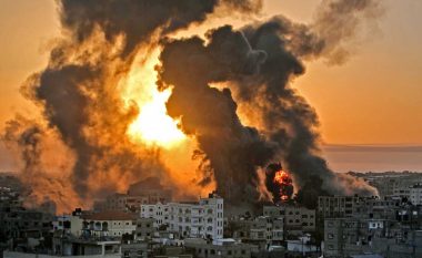 Rinisën bombardimet, Macron ka një parashikim të frikshëm për Gazën