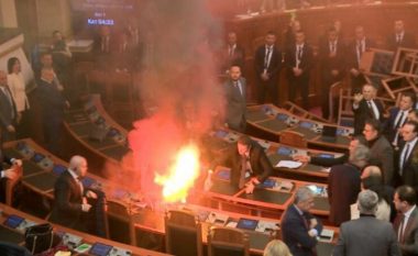 BE dënon kaosin në Kuvend: Një Parlament funksional shtylla e procesit drejt anëtarësimit