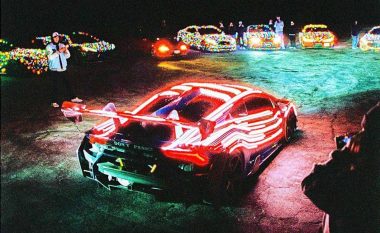 Lamborghini Huracan me 30,000 drita LED është makina më shpërqendruese në botë