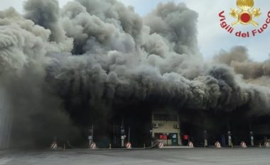 VIDEO/ Zjarr i madh në inceneratorin e mbetjeve në Romë