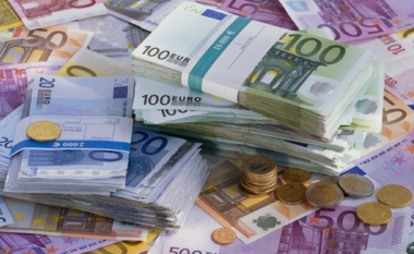 Leku vijon të fitojë pikë ndaj monedhave ndërkombëtare, euro duket e “pashpresë”