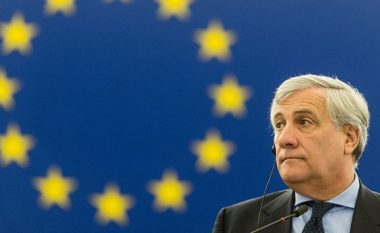 Ministri italian Tajani viziton sot në Shqipërinë, në fokus marrëveshja për emigrantët