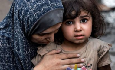 Nënat në Gaza nuk janë në gjendje të ushqejnë foshnjat e tyre