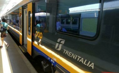Përplasen dy trena në Itali, 17 të plagosur