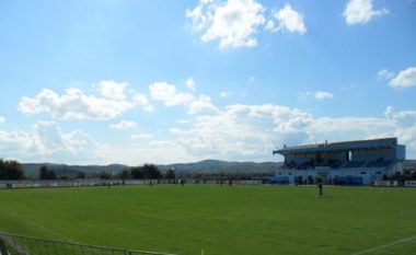 Goditi arbitrin kryesor pas ndeshjes “Luzi 2008-Lushnja”, arrestohet punonjësi i fushës së futbollit