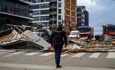 Rënia e çatisë së ndërtesës të Komunës së Prishtinës, arrestohen dy persona